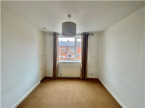 bedroom 2.jpg- click for photo gallery